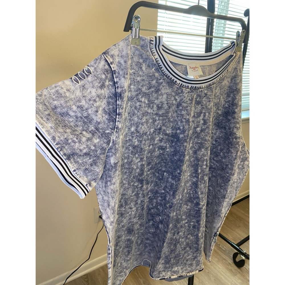 Plussize Top - Picture 3 of 8